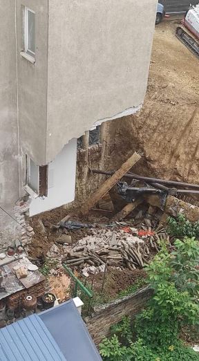 Urušio se zid kuće na Vračaru