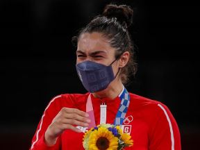 Ceca Ražnatović čestitala Milici Mandić zlatnu medalju