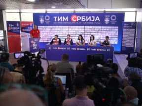 Milica Mandić, Damir Mikec, Tijana Bogdanović, konferencija za novinare (4)