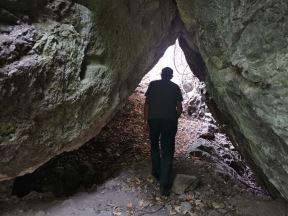 blago nemanjića, zmija, Zmija čuva blago Nemanjića na planini Ostrici, planina ostrica (4)