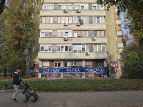 Ponovo uništen mural Ratku Mladiću