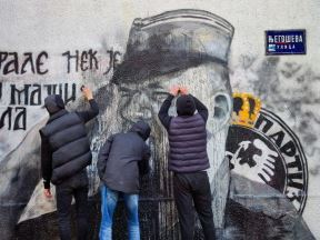Ponovo uništen mural Ratku Mladiću
