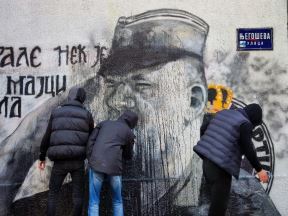Ponovo uništen mural Ratku Mladiću