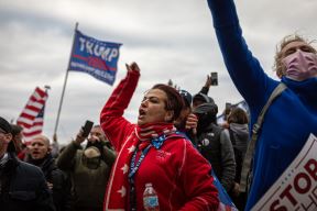 Protesti Amerika Kapitol (6).jpg
