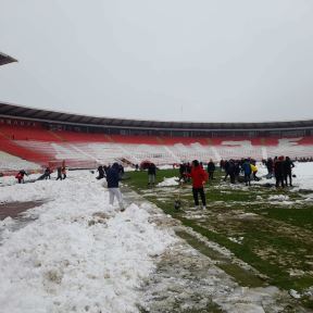 fk crvena zvezda, čišćenje snega