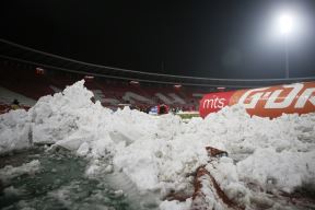 Crvena Zvezda čiščenje snega (5).JPG