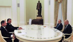Putin, Okrugli sto (4).jpg