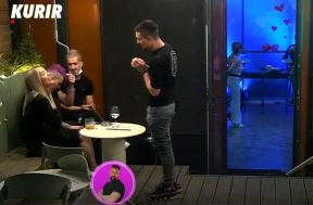 live-3.jpg