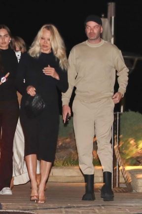 pamela anderson 21.jpg