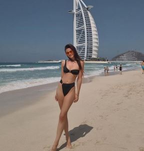 Milica Pavlović u bikiniju
