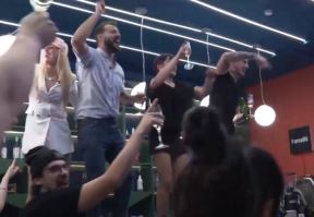 bar79.png