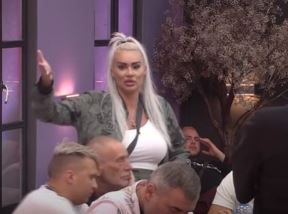 Filip Car prvi put video Dalilu pre Zadruge