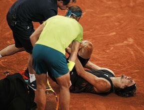 Sasa Zverev povreda Rolan Garos (4).jpg