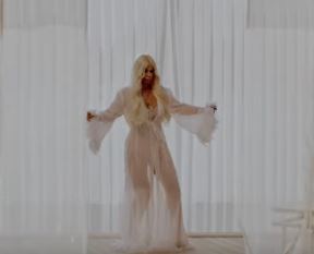 dara4.png