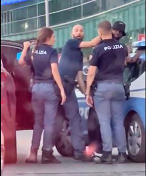 Hapsenje igraca Milana (3).jpg