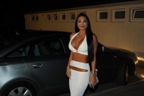 tijana ajfon rođendan3.jpg