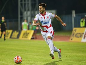 Crvena Zvezda - Mladost Lučani (14).jpg