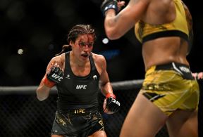 Amanda Nunes, Pena, UFC 277 (2).jpg