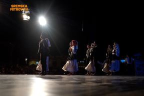 folklor (3).jpg