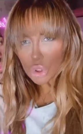 ana nikolić4.png