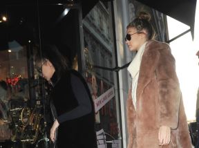 Bela-i-Djidji-Hadid-0271958413.jpg
