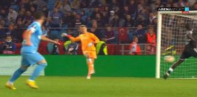 Autogol Monaka protiv Trabzona  (4).jpg