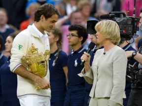 sju barker i rodzer federer na vimbldonu.jpg
