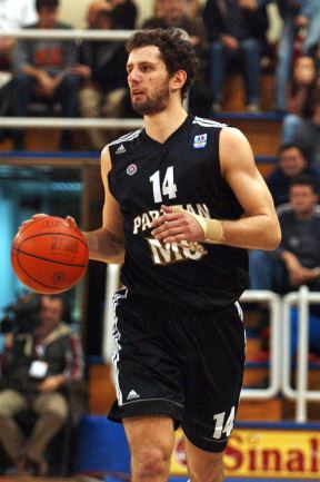 Vule Avdalovic Partizan (2).jpg