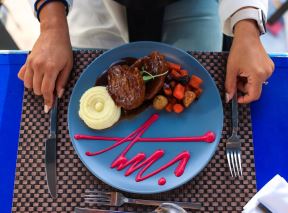Dinner in the Sky 3.jpg