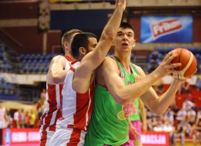 20160527npZubac.jpg