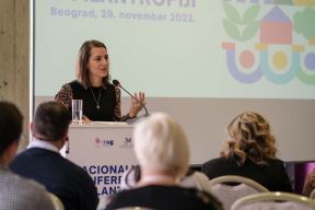 Šenli Pinčoti, USAID Srbija.jpg