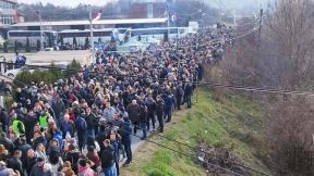 Srbi na barikadama Kosovo (2).jpg