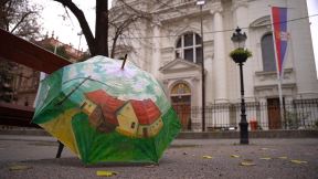 Olga Rabrenović, profesorka likovne kulture iz Sremskih Karlovaca, ima veoma zanimljiv hobi koji pri