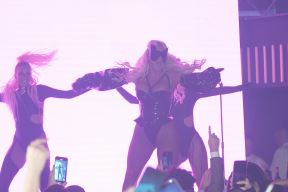 jelena karleuša (3).jpg
