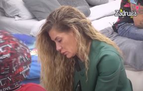 ana ćurčić2.png