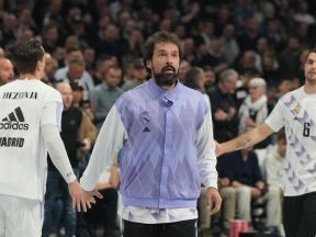Grobari dočekali Marija Hezonju zvižducima