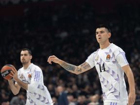 Kevin Panter držao govor igračima Partizana posle poraza