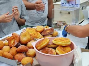 Devojčica koja skuplja novac za Oca (11).jpg