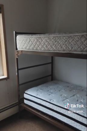 iva_tiktok_ (5).jpg