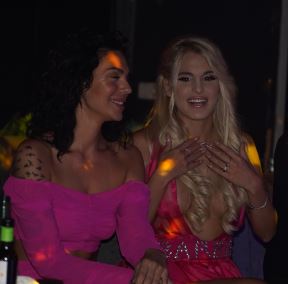 sara2.jpg