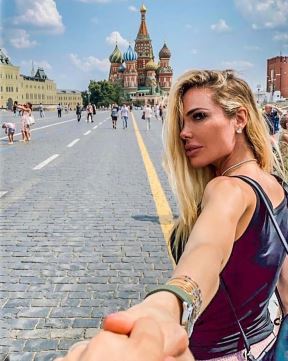 Ilary Blasi (3).jpg