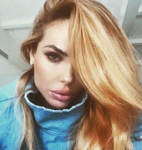 Ilary Blasi (4).jpg