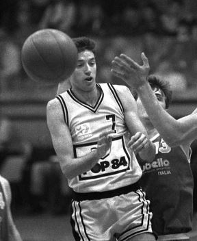 19910317npKukoc1.jpg