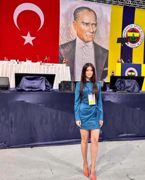 Elis      buse.jpg