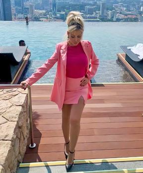 Dana Vulin (1).jpg