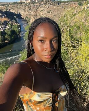 cocogauff_345202141_1020495978919664_6682415537511254841_n.jpg