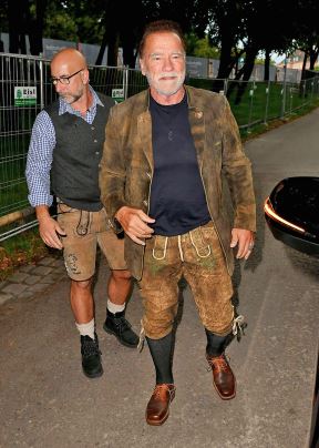 Arnold Švarceneger (2).jpg