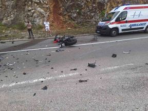 Tragedija kod Kokinog Broda, nastradao vozač motora u sudaru sa kamionom  (2).jpg