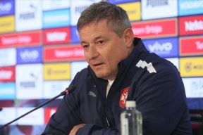 Dragan Stojković Piksi, Konferencija 3.jpg