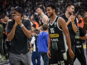 Partizan slavlje (3).jpg